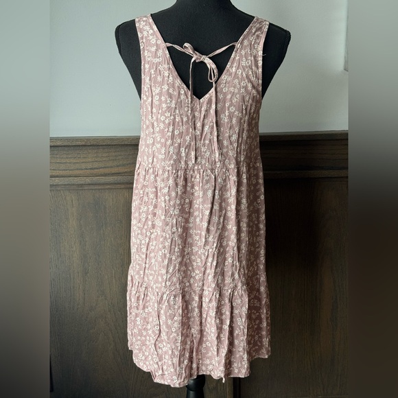 Pink Rose Dusty Mauve Floral sleeveless Dress Large NWT - Picture 3 of 6